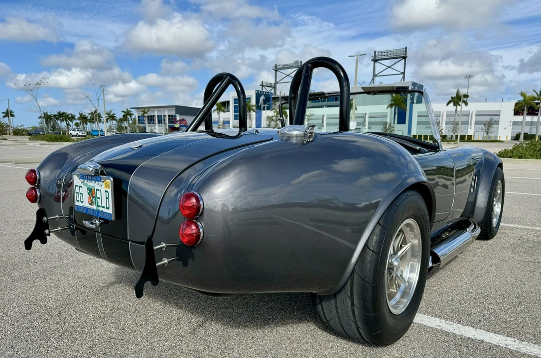 Shelby Cobra Replica - Image 6 of 31