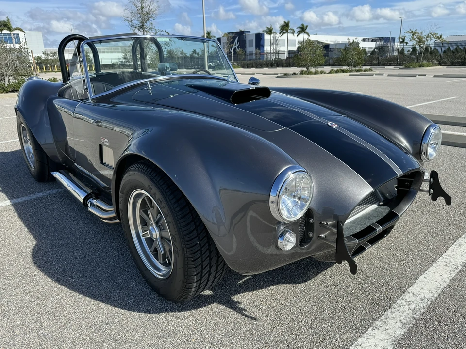 Shelby Cobra Replica - Image 8 of 31