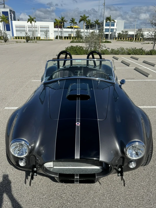 Shelby Cobra Replica - Image 9 of 31