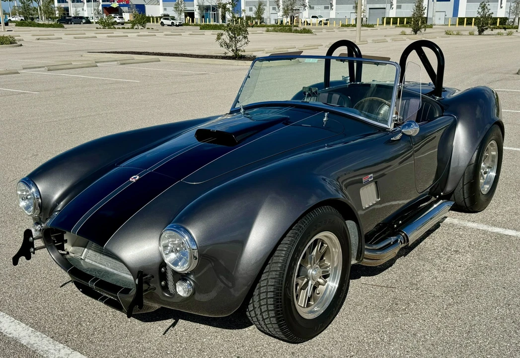 Shelby Cobra Replica - Image 2 of 31