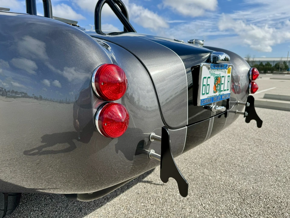 Shelby Cobra Replica - Image 18 of 31