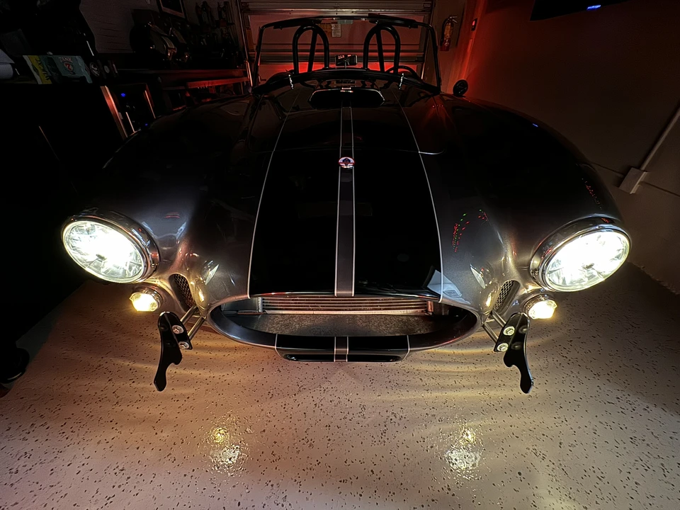 Shelby Cobra Replica - Image 10 of 31