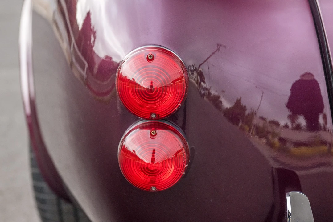 Shelby Cobra Replica - Image 19 of 31