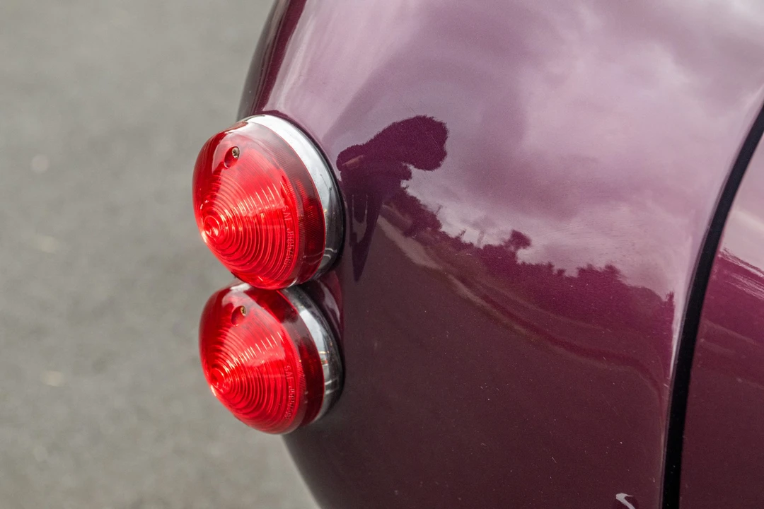 Shelby Cobra Replica - Image 21 of 31