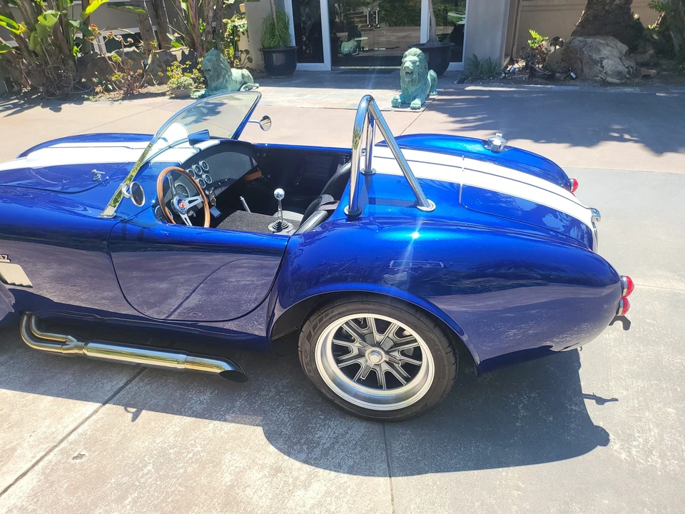 Shelby Cobra Replica - Image 21 of 31