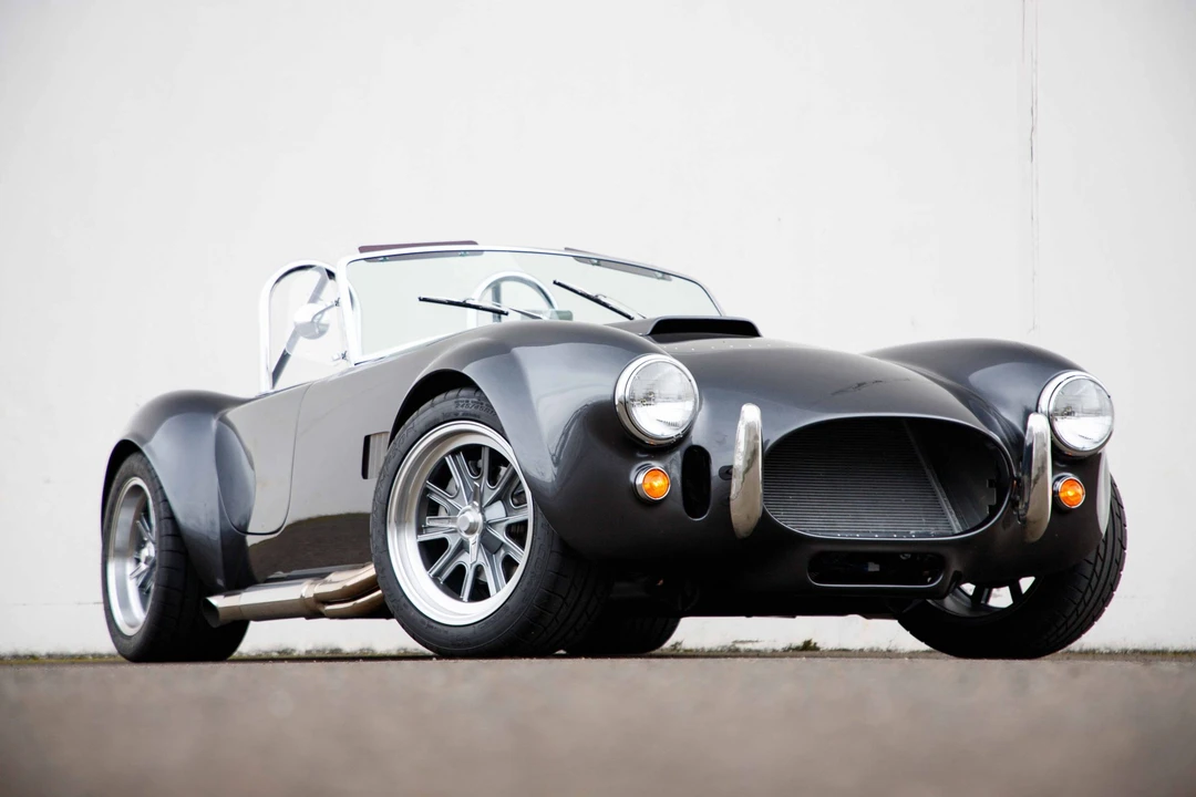 Shelby Cobra Replica - Image 12 of 31