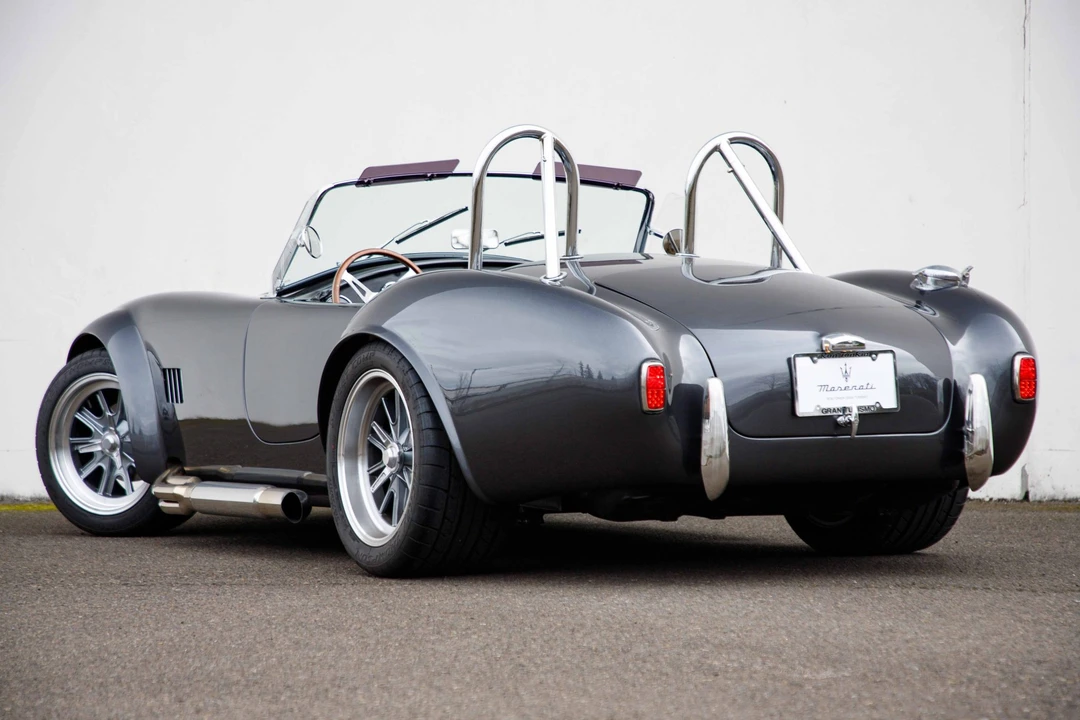 Shelby Cobra Replica - Image 5 of 31