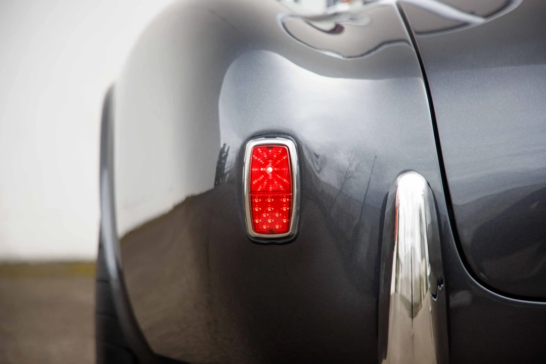 Shelby Cobra Replica - Image 26 of 31