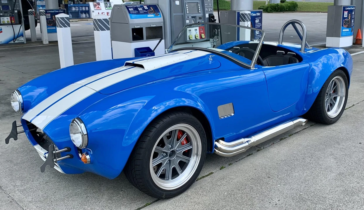Factory Five Roadster - Image 3 of 31