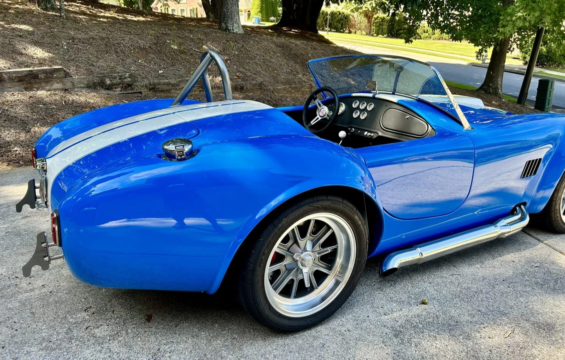 Factory Five Roadster - Image 8 of 31