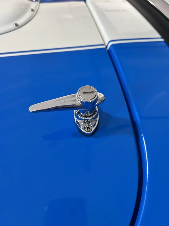 Factory Five Roadster - Image 18 of 31
