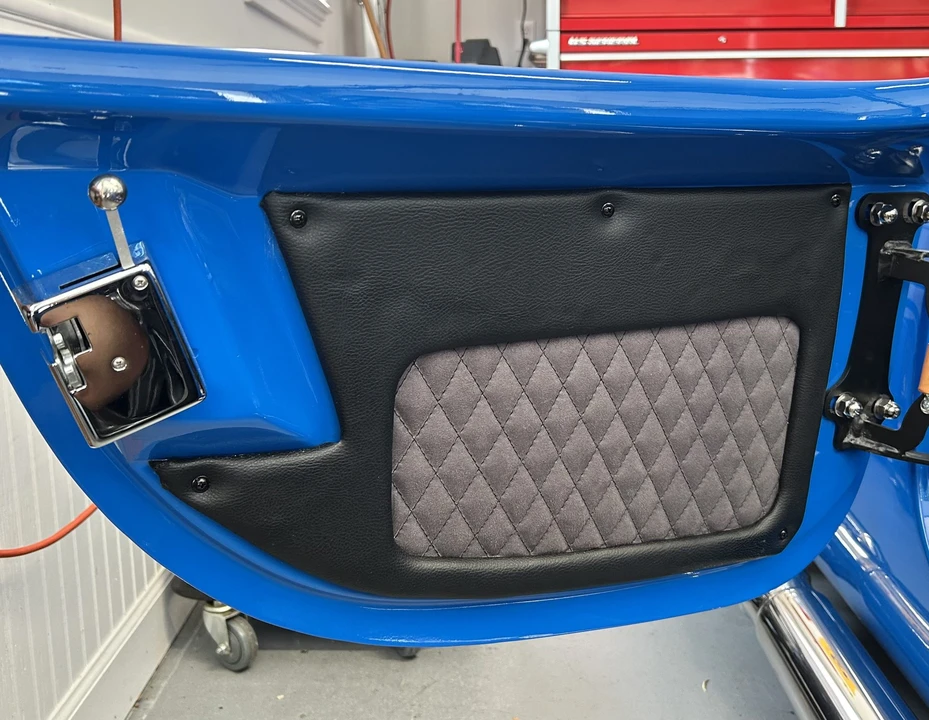 Factory Five Roadster - Image 26 of 31