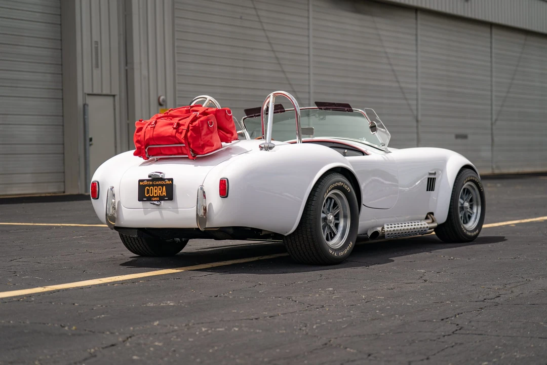 Shelby Cobra Replica - Image 10 of 31