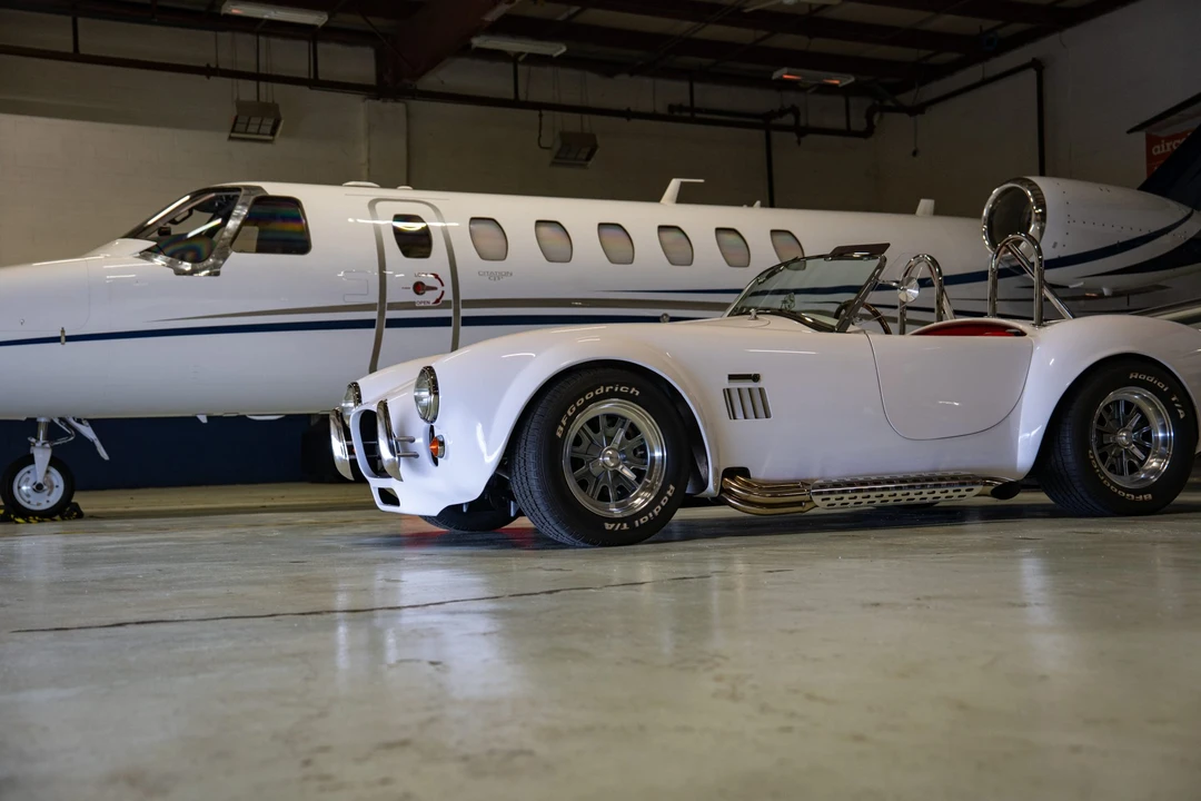 Shelby Cobra Replica - Image 18 of 31