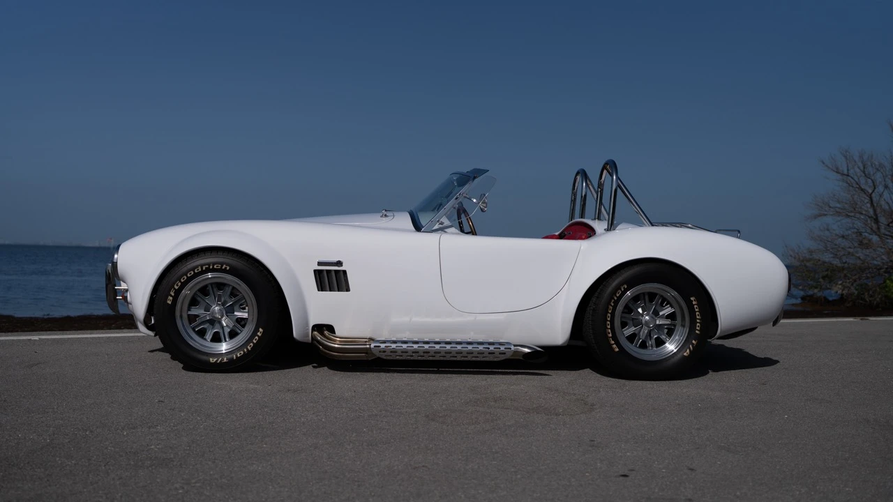Factory Five Roadster - Image 19 of 31