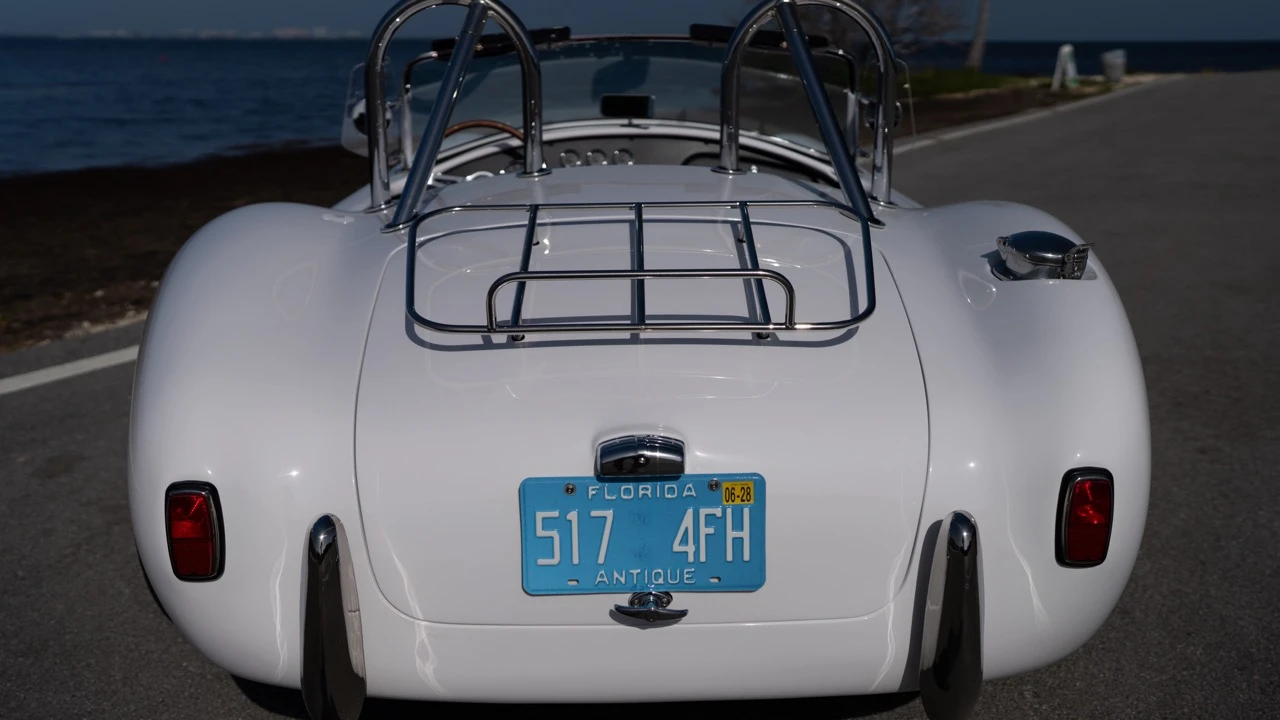 Factory Five Roadster - Image 26 of 31