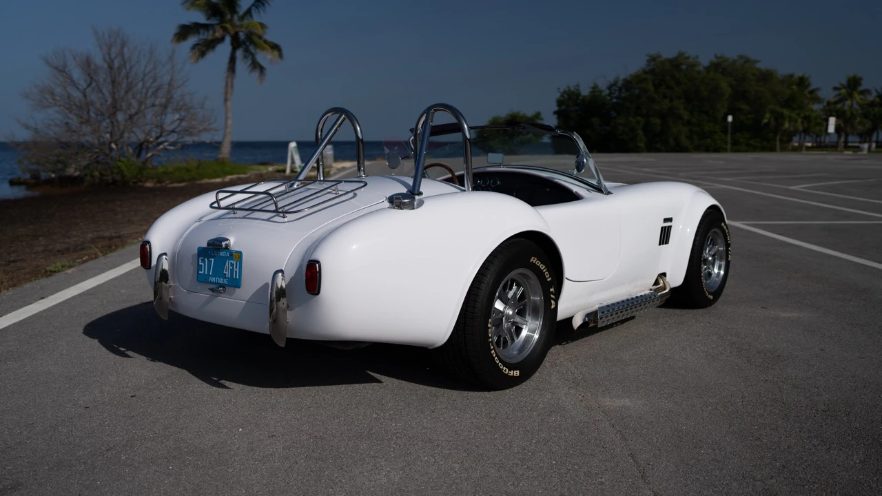 Factory Five Roadster - Image 28 of 31