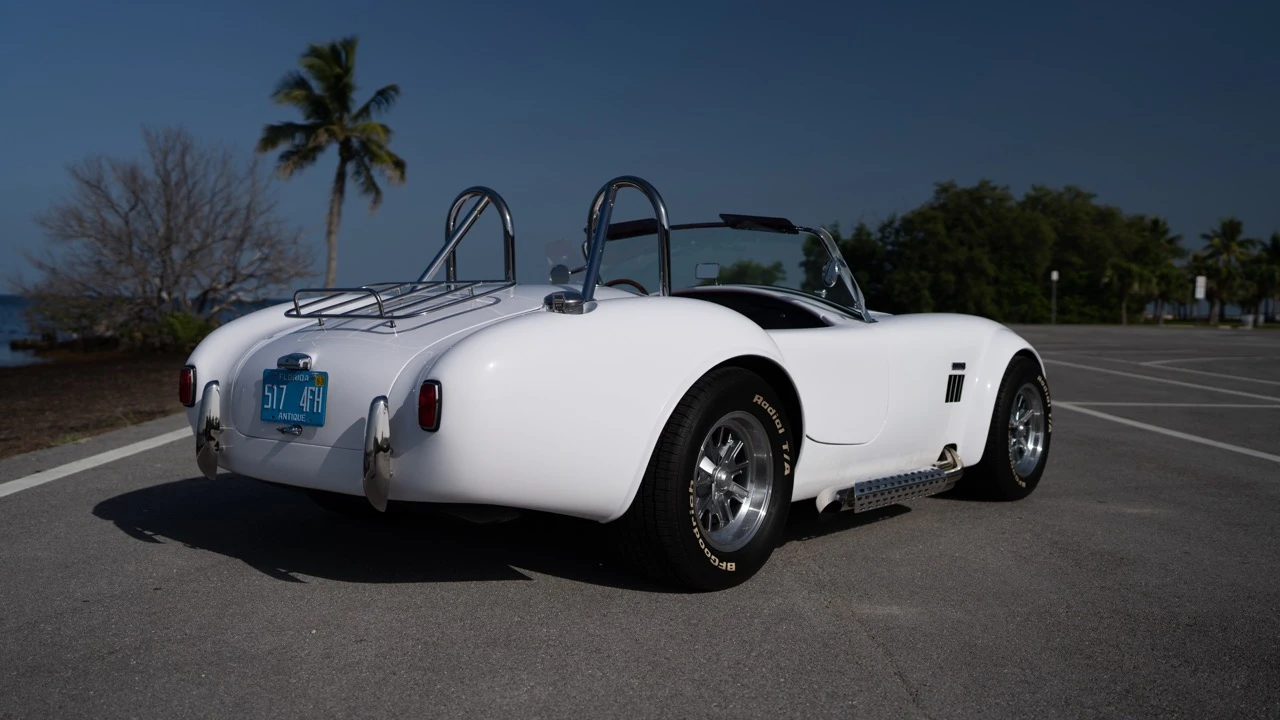 Factory Five Roadster - Image 27 of 31