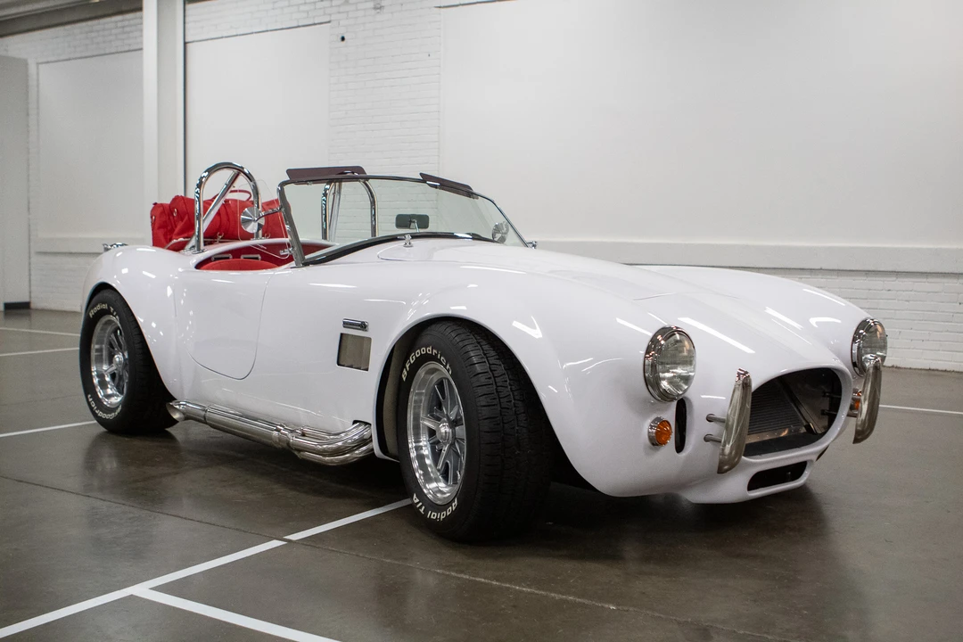 Shelby Cobra Replica - Image 10 of 31