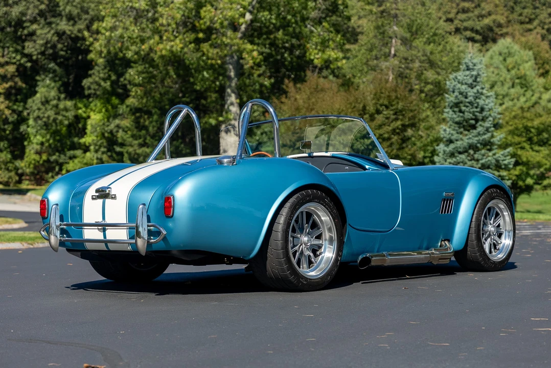 Shelby Cobra Replica - Image 22 of 31