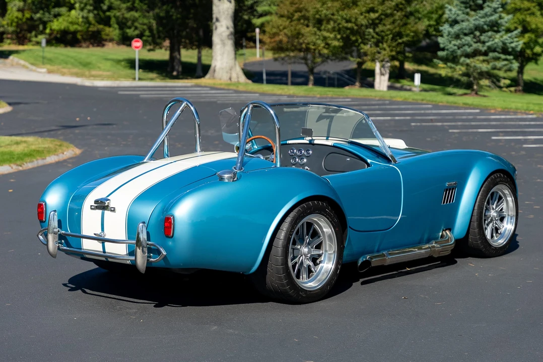 Shelby Cobra Replica - Image 21 of 31