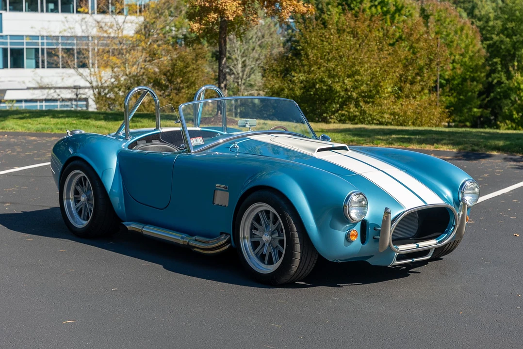Shelby Cobra Replica - Image 14 of 31