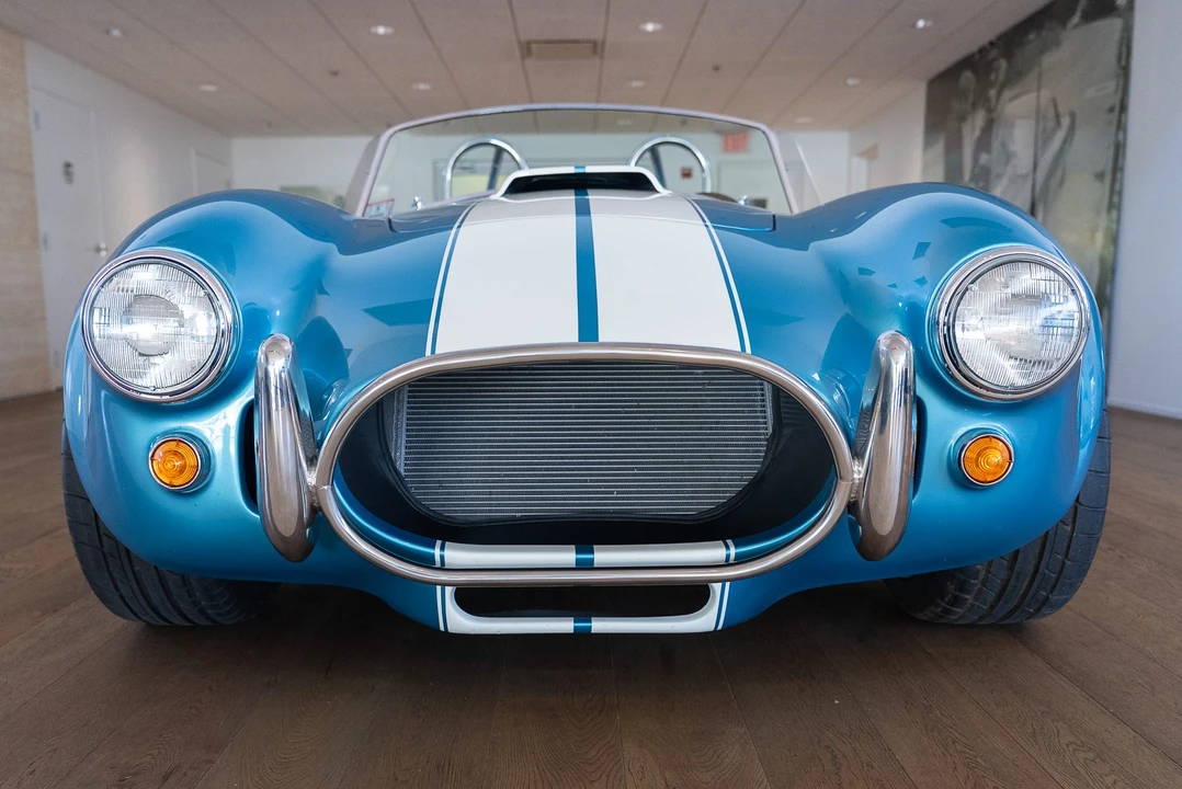 Shelby Cobra Replica - Image 10 of 31