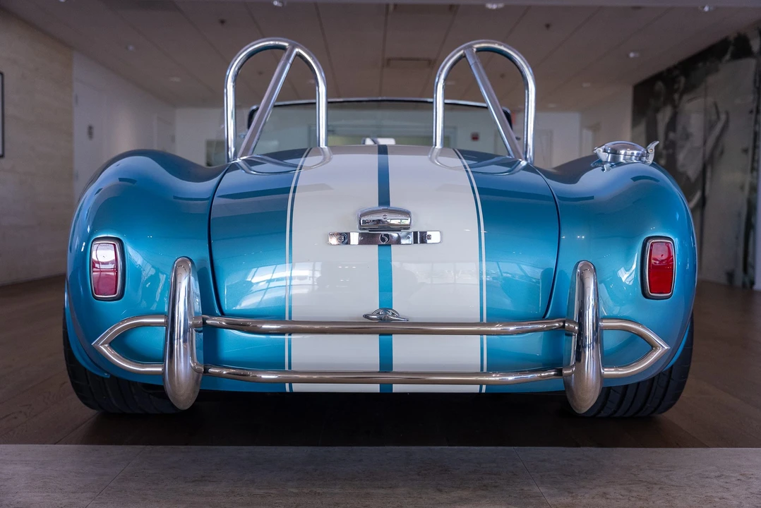 Shelby Cobra Replica - Image 28 of 31