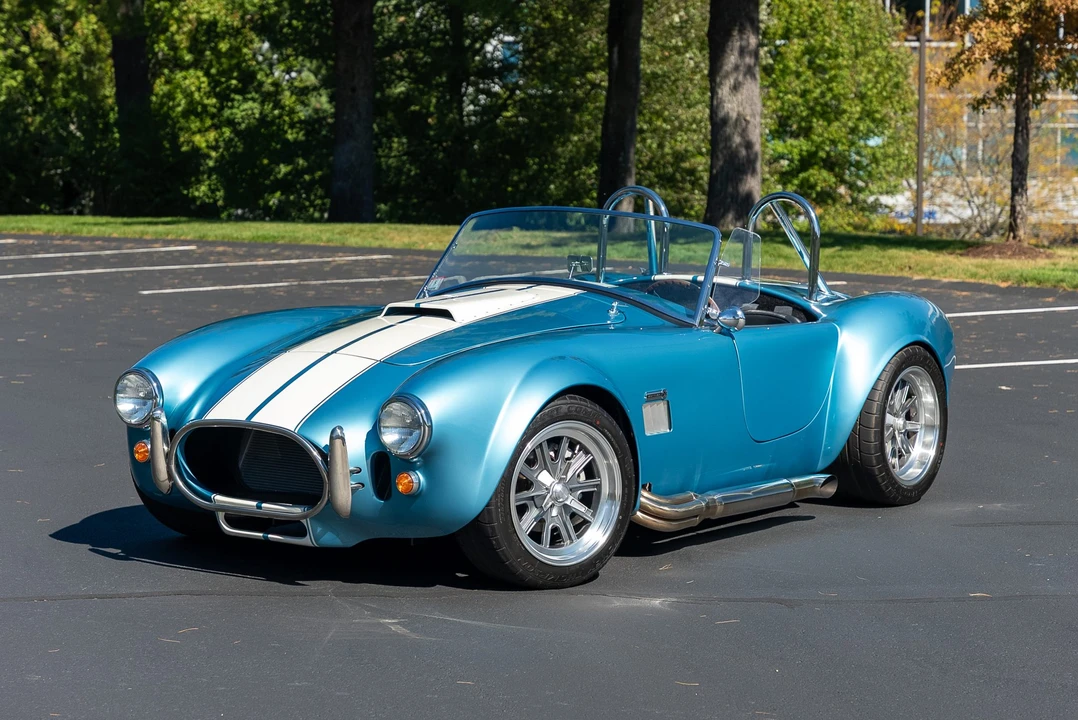 Shelby Cobra Replica - Image 4 of 31