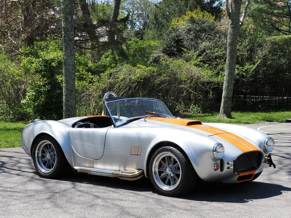 Shelby Cobra Replica - Image 7 of 31