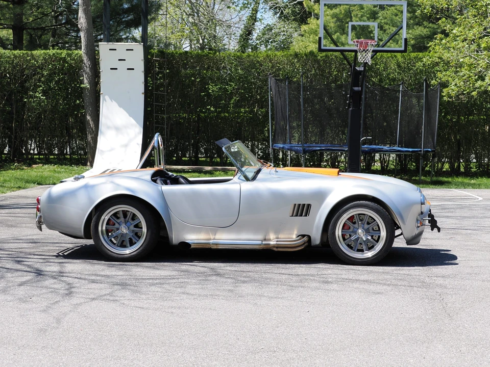 Shelby Cobra Replica - Image 8 of 31