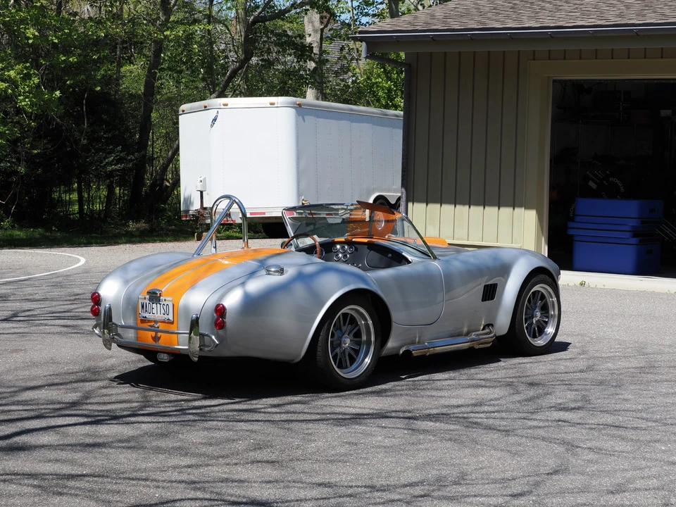 Shelby Cobra Replica - Image 10 of 31
