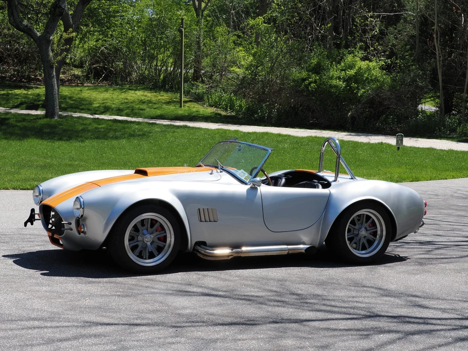Shelby Cobra Replica - Image 2 of 31