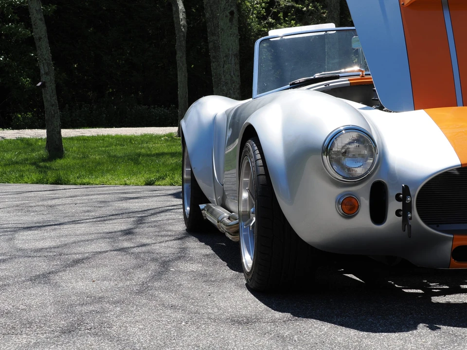 Shelby Cobra Replica - Image 24 of 31