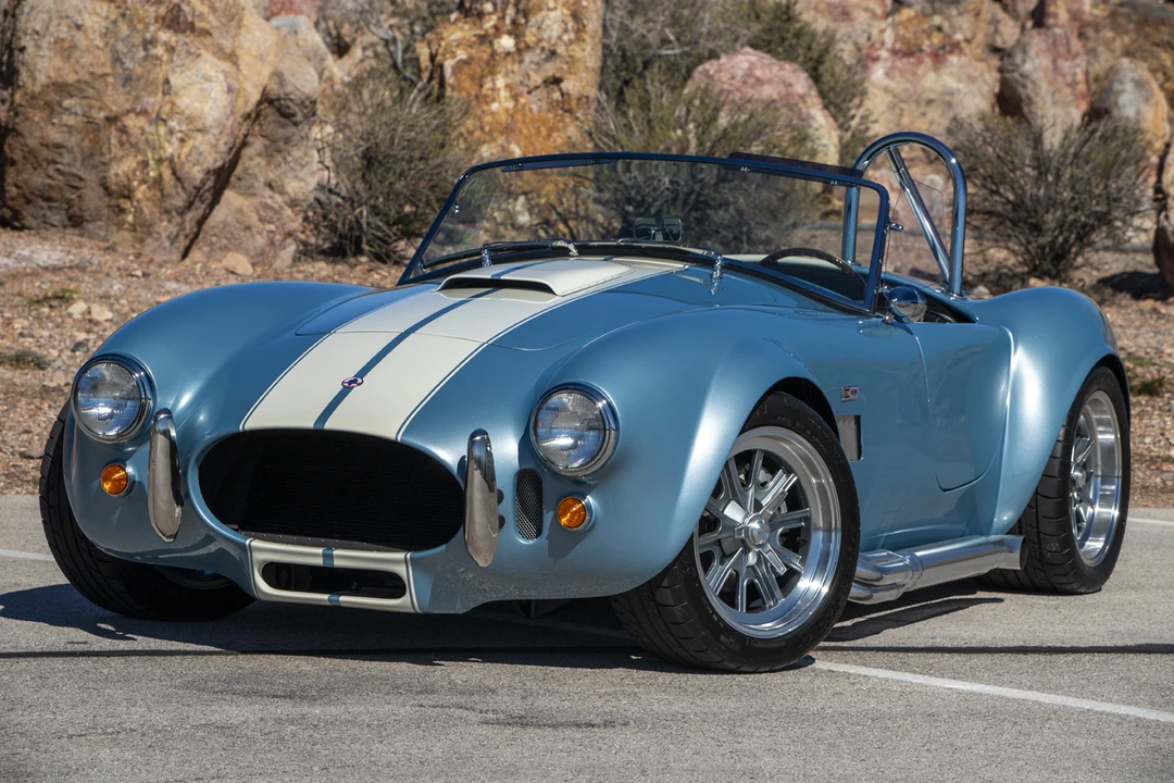 Shelby Cobra Replica - Image 10 of 31