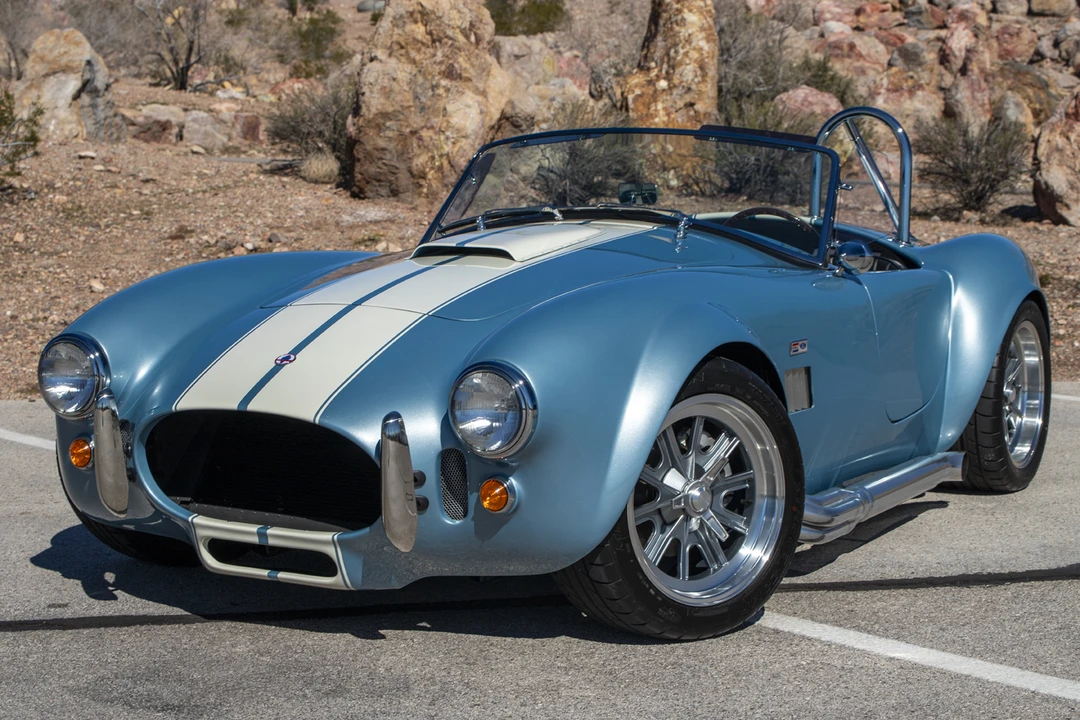Shelby Cobra Replica - Image 11 of 31