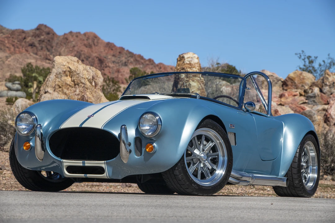 Shelby Cobra Replica - Image 12 of 31
