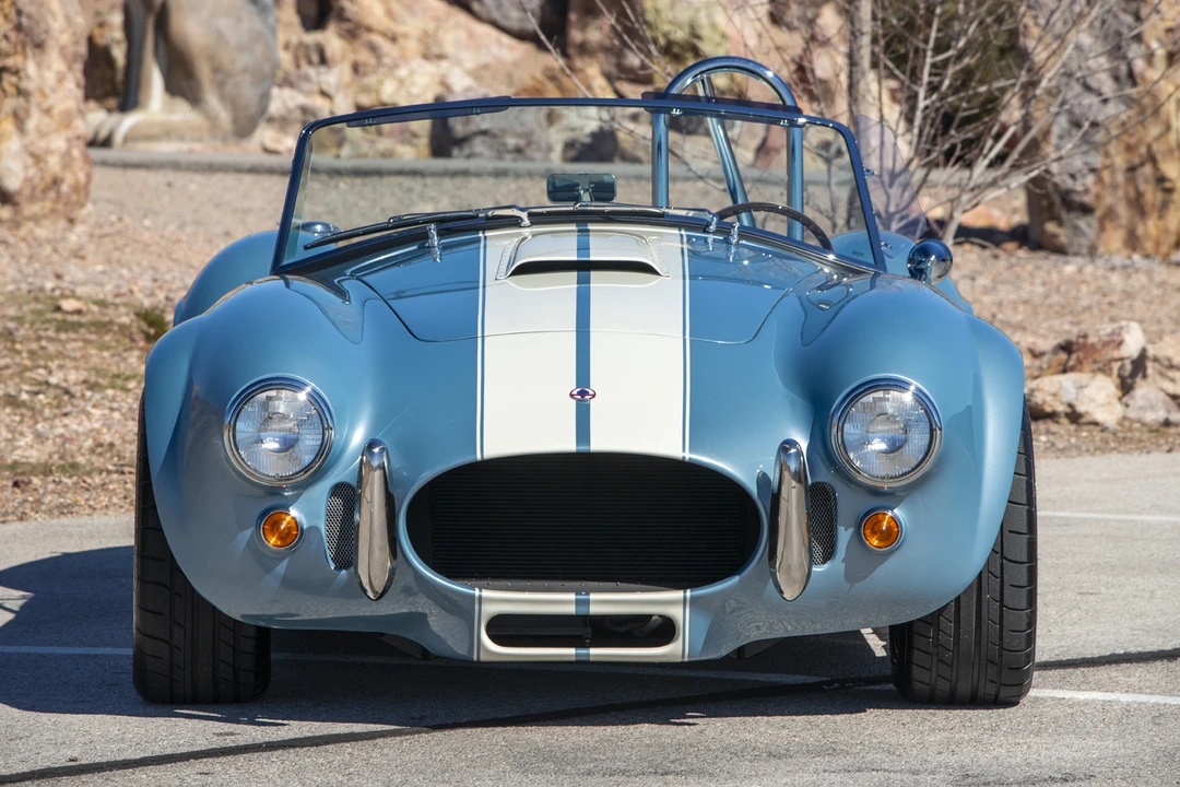 Shelby Cobra Replica - Image 8 of 31
