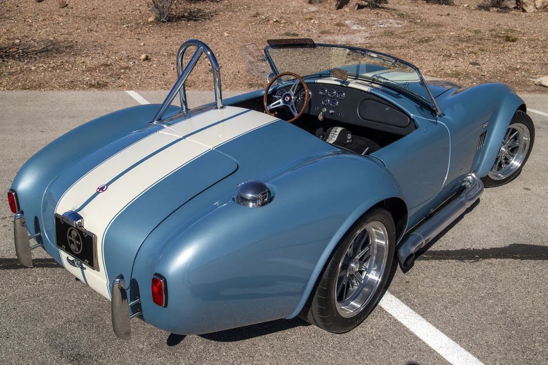 Shelby Cobra Replica - Image 25 of 31