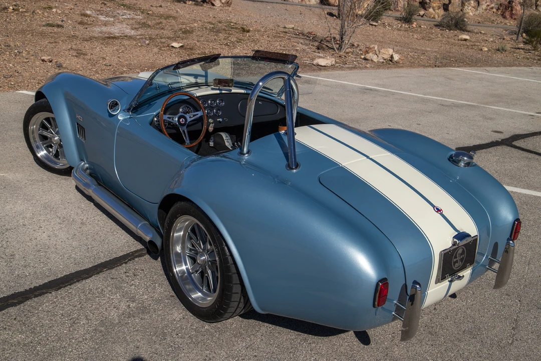 Shelby Cobra Replica - Image 19 of 31
