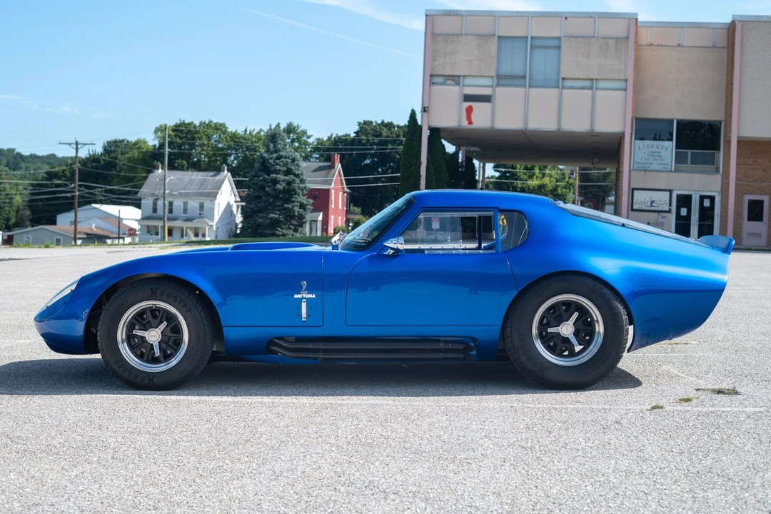 Shelby Daytona Replica - Image 8 of 31