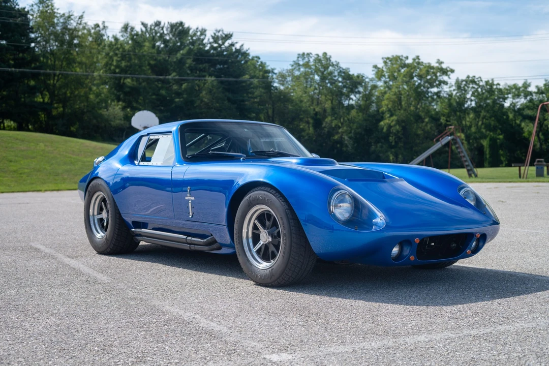 Shelby Daytona Replica - Image 3 of 31