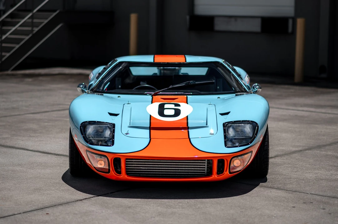 Ford Replica - Image 2 of 31