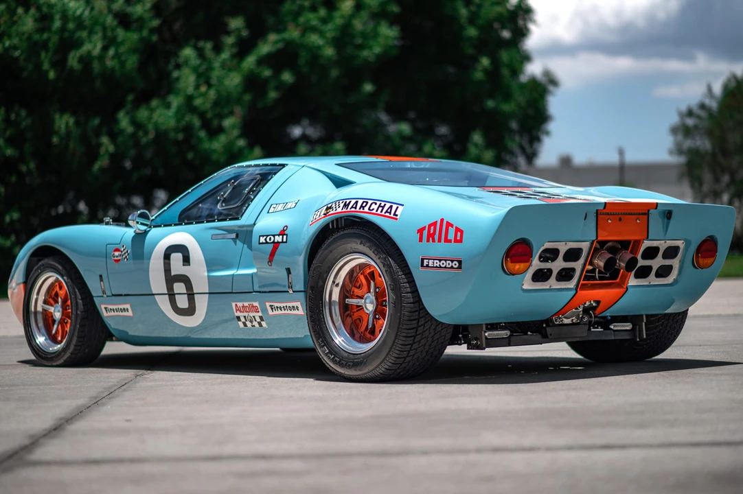 Ford Replica - Image 9 of 31