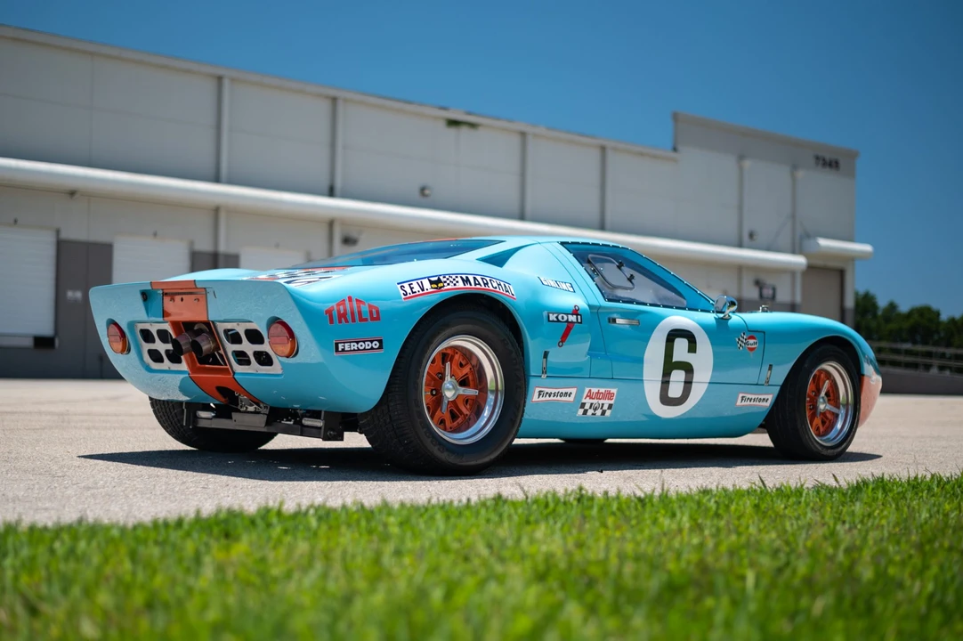 Ford Replica - Image 30 of 31