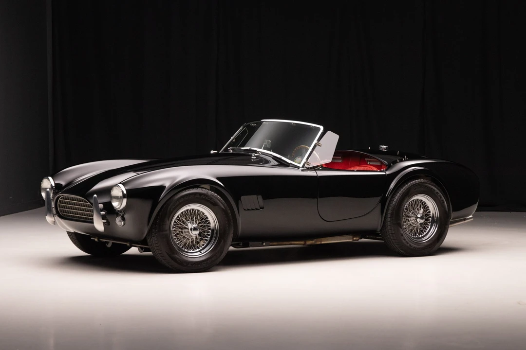 Shelby Cobra Replica - Image 3 of 31