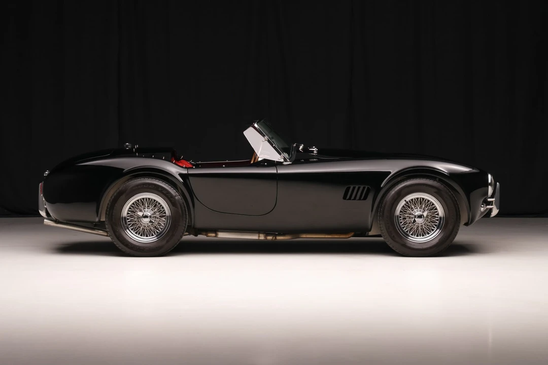 Shelby Cobra Replica - Image 10 of 31