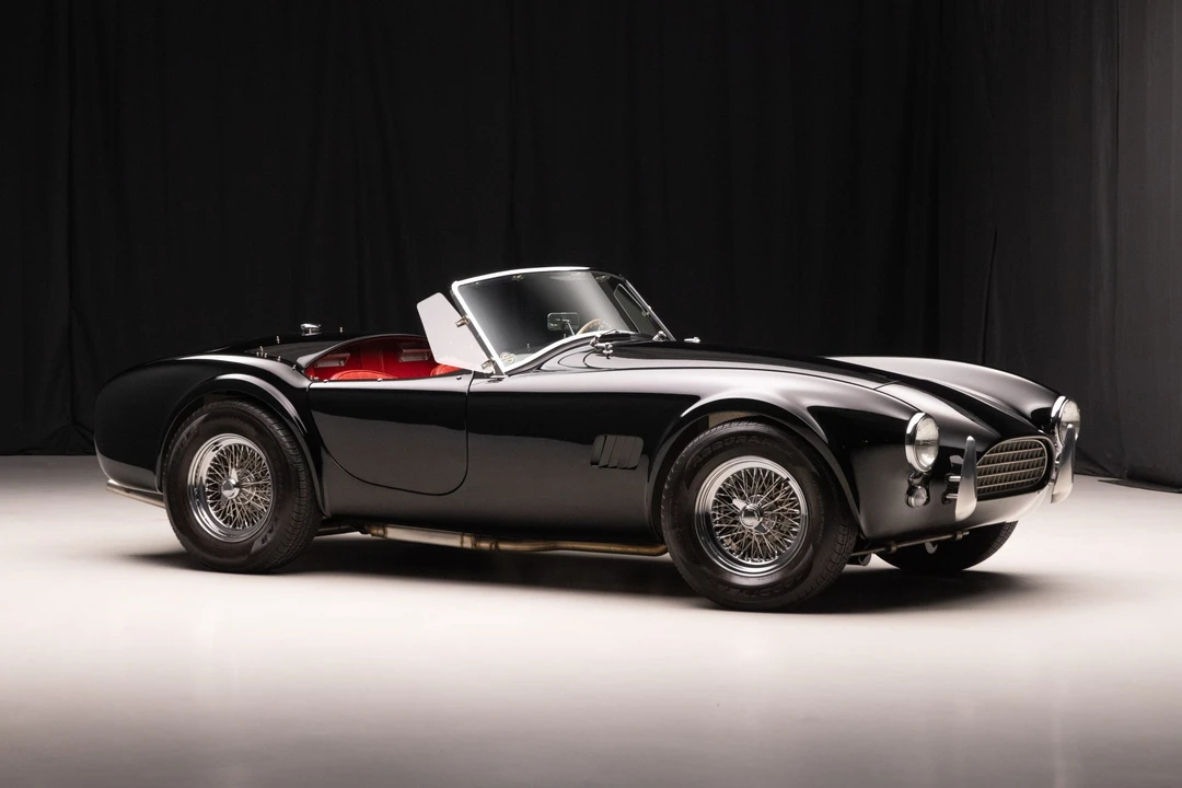 Shelby Cobra Replica - Image 11 of 31