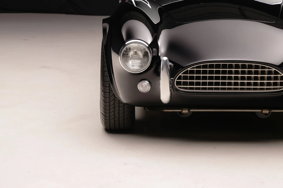 Shelby Cobra Replica - Image 18 of 31