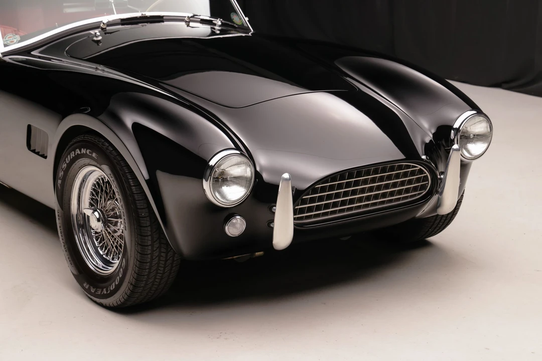 Shelby Cobra Replica - Image 24 of 31